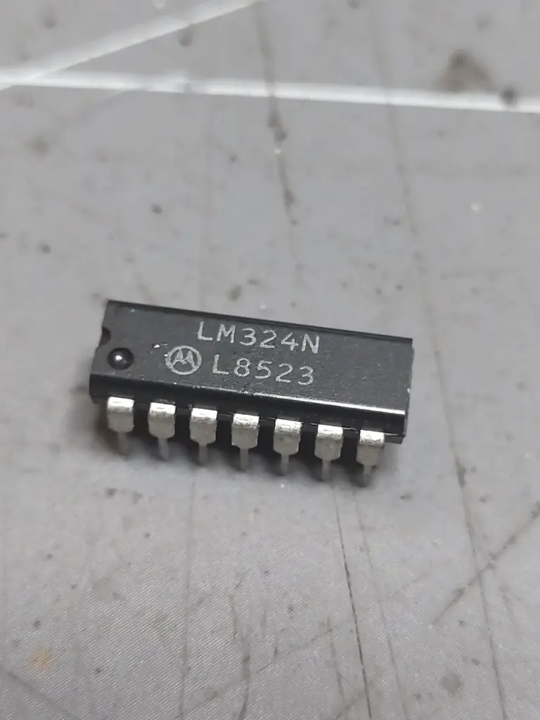 LM324N Quadruple Ampli OP